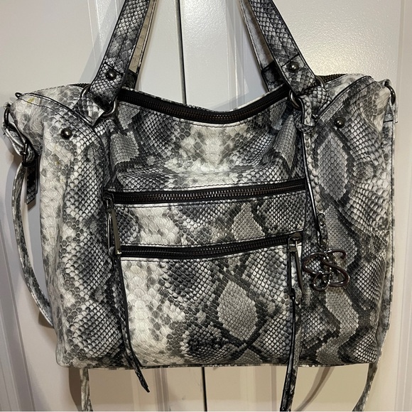 Jessica Simpson Handbags - Jessica Simpson Faux Snakeskin Grey Black White Bag Crossbody Purse Tote Python